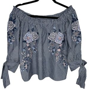 American Eagle Poplin Striped Embroidered Blouse Size Small